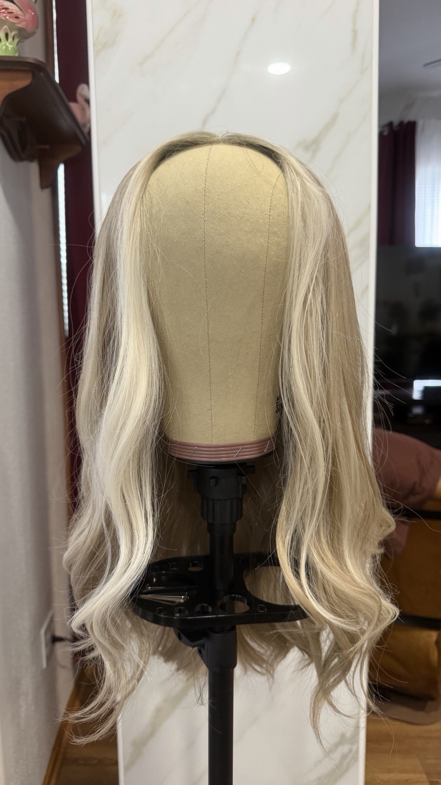 Imstyle – ALLY – Champagne Blonde – T-Part Lace Front Wig – NEVER WORN