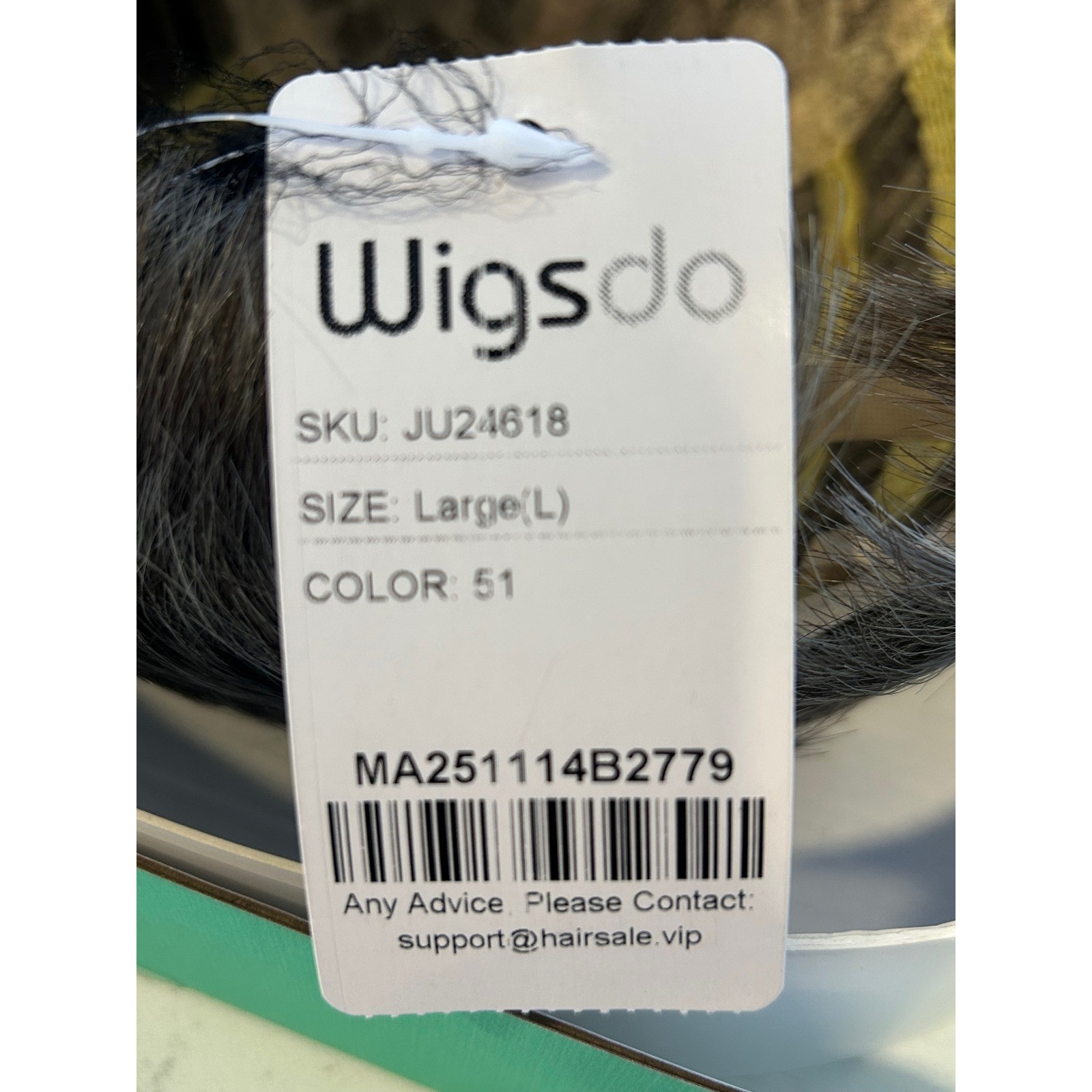 Wigsdo Short Layered Salt and Pepper Grey Wig Color 51 Large JU24618