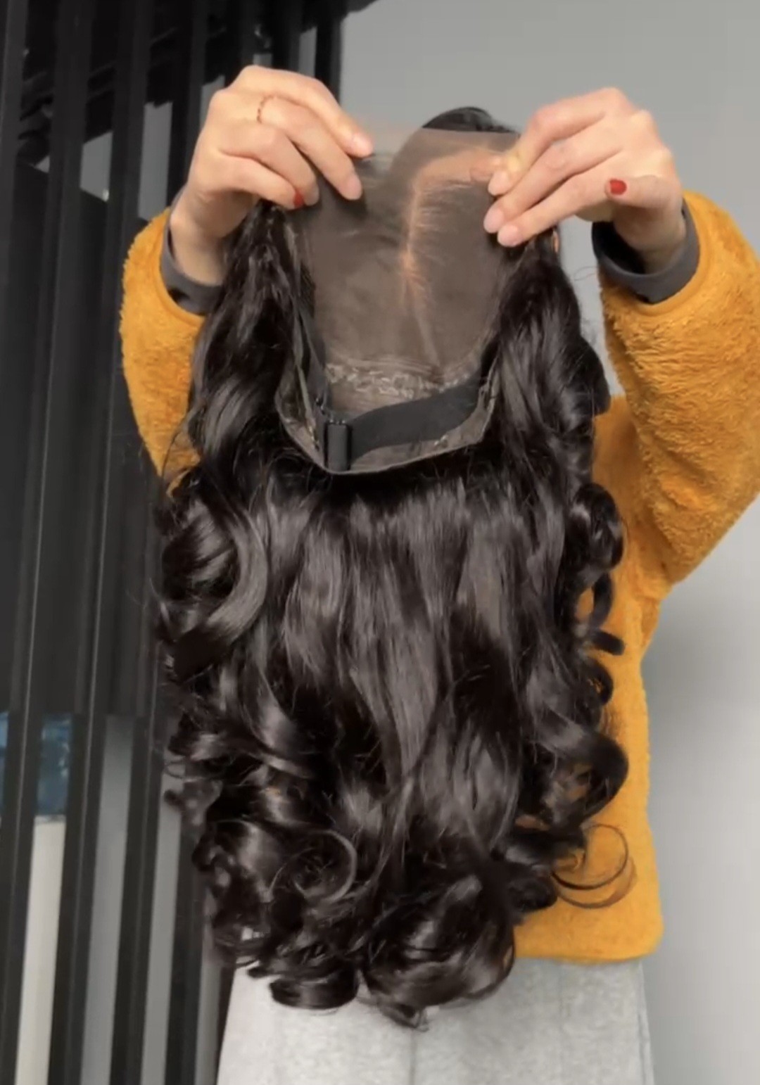 100% Vietnamese Human Hair Lace , SDD, 5×5, 250% Density, Bouncy Hair Wig