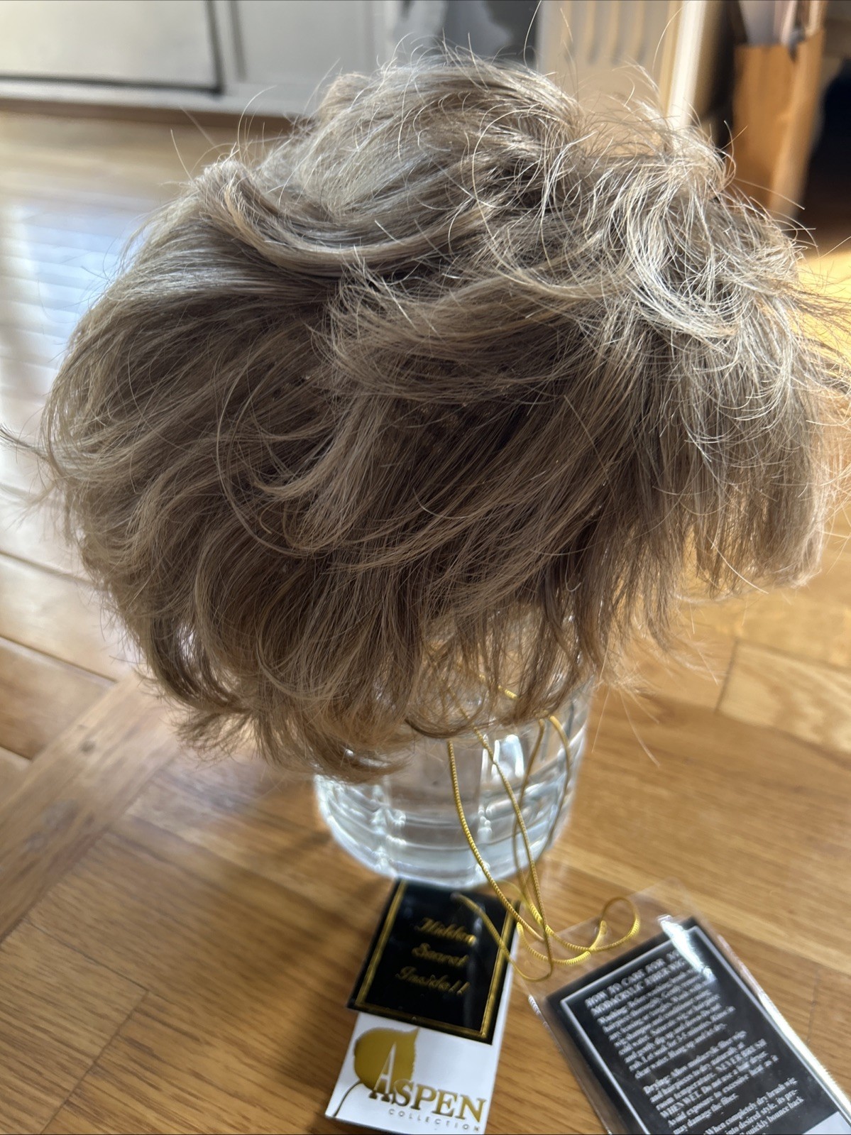 Aspen Collection Wig C 235 Betty in 18B/24T New in Box With Tags