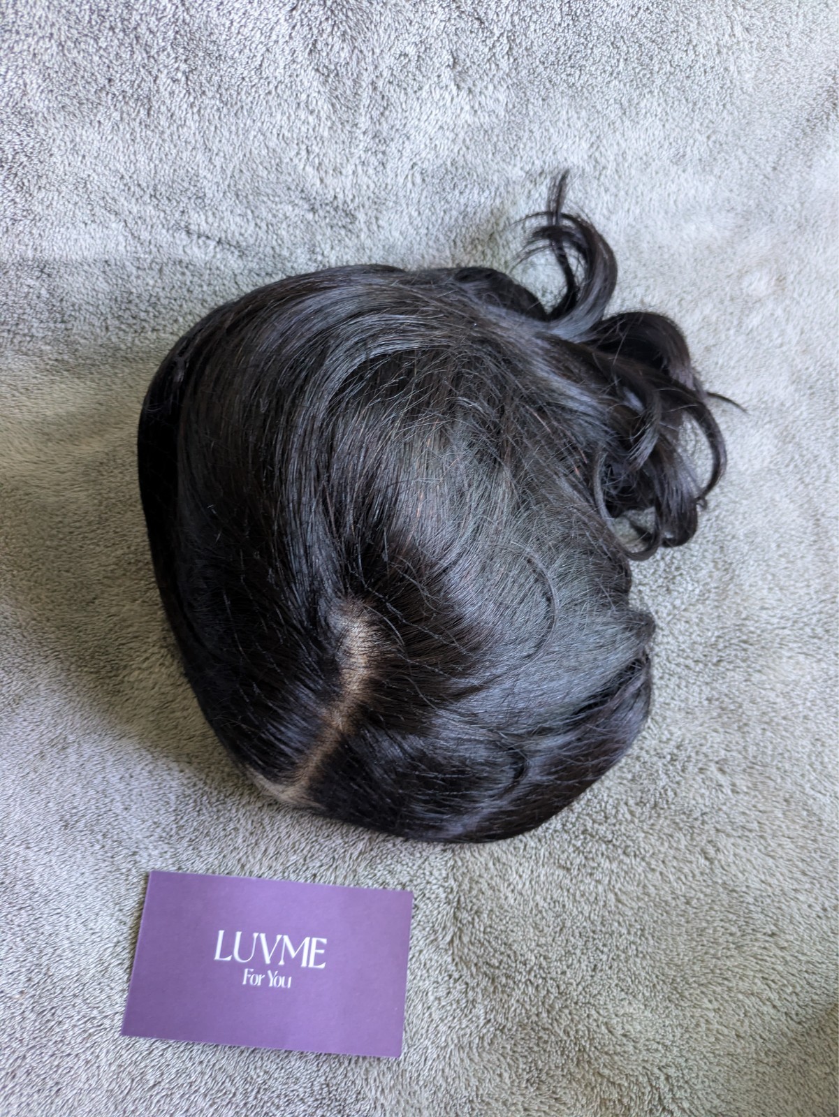 LUVME HAIR Human Hair Wig Wavey Black Med/Short NEW With Box & Wig Cap