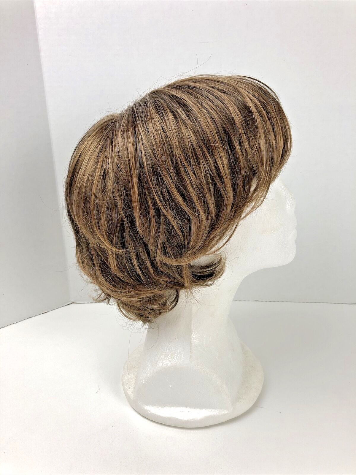 Paula Young Whisper Lite Wig “Alex” Size Average Pecan Delight Brown Layered