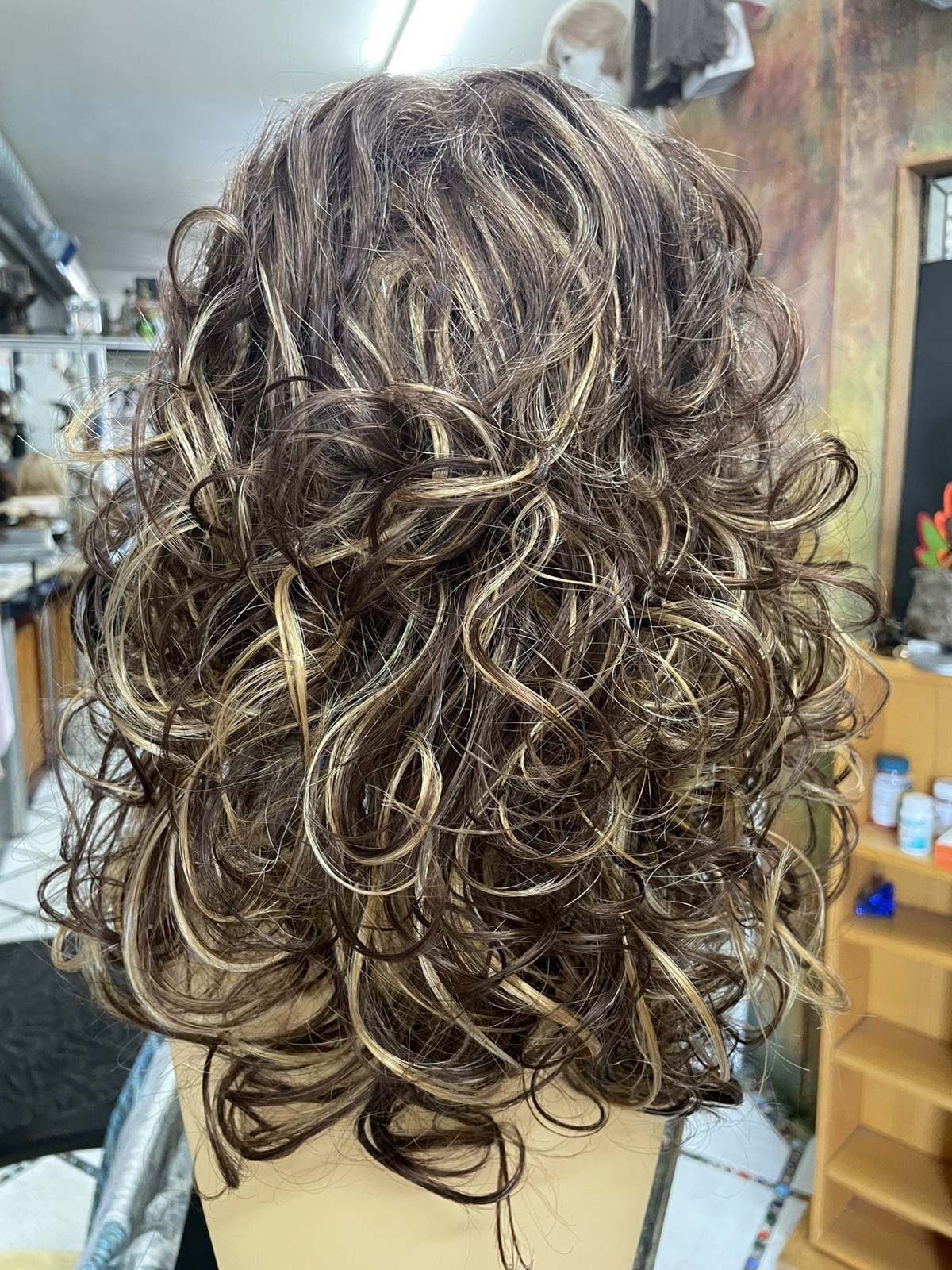 JESSICA WIG Estetica in color R8/26H Stretch Cap
