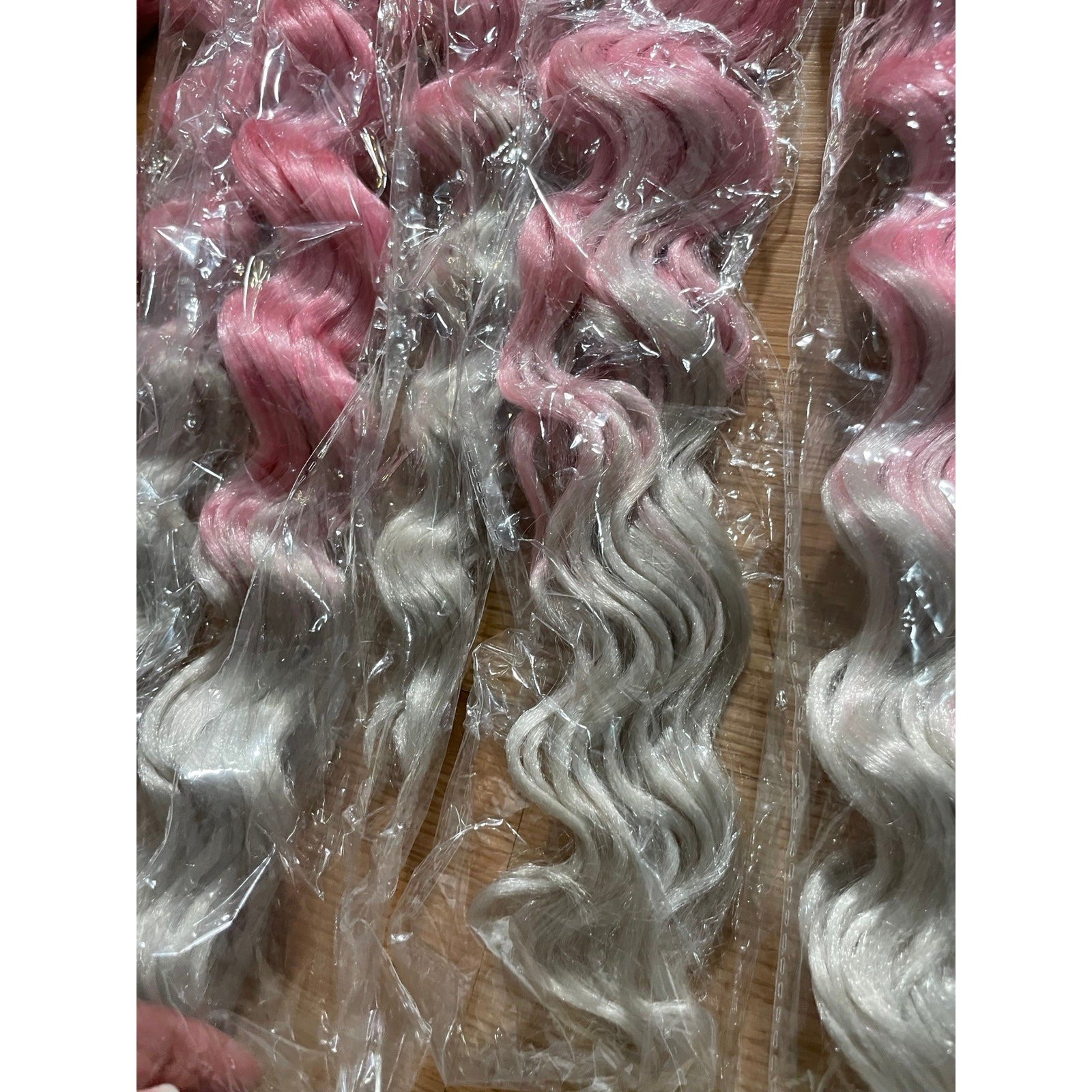 Ocean Wave 24 inch Braiding Hair Pink Silver Ombre 8 Packs