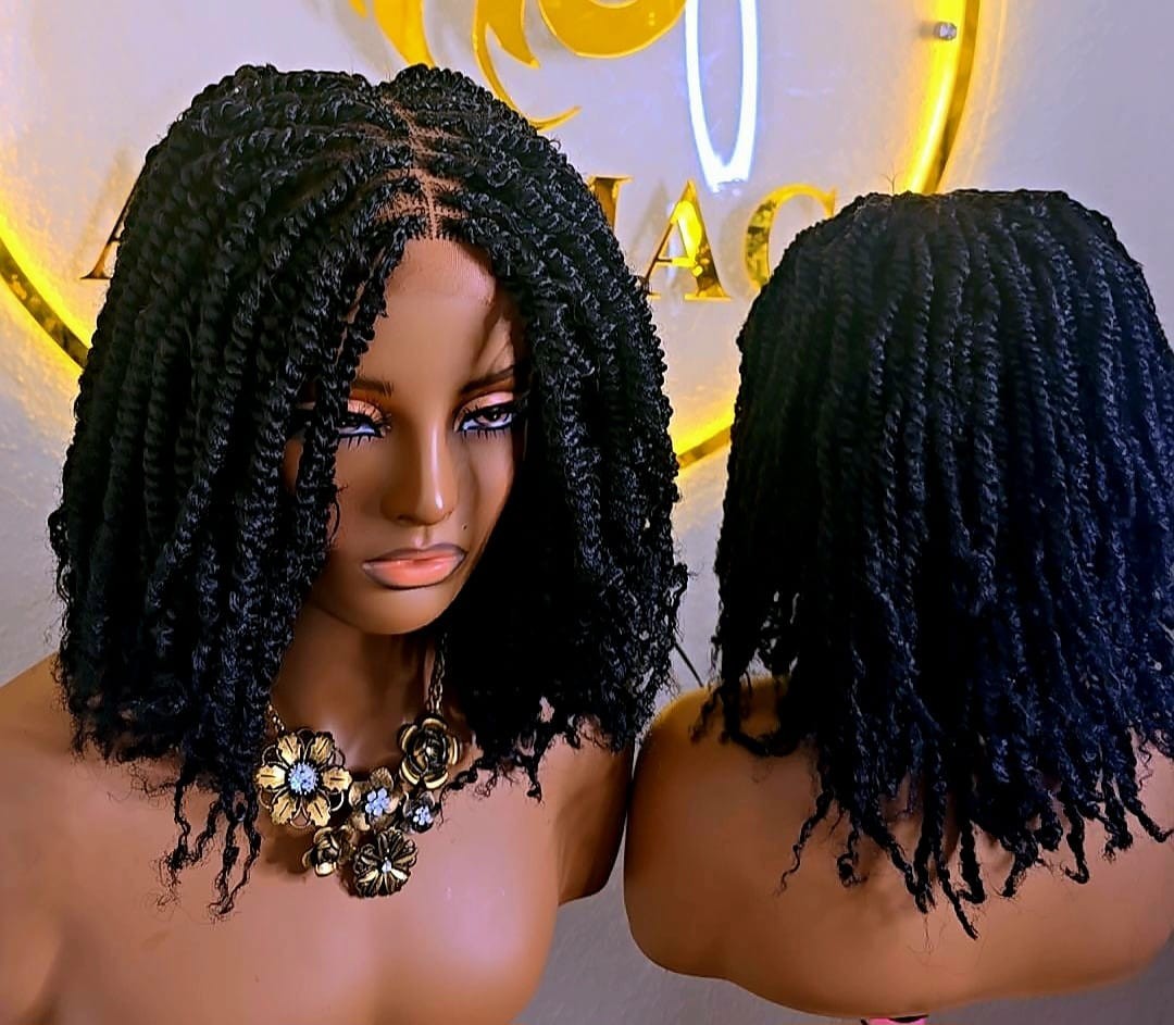 Kinky Twist synthetic braided wig for classic ladies. Lightweight, comfortable