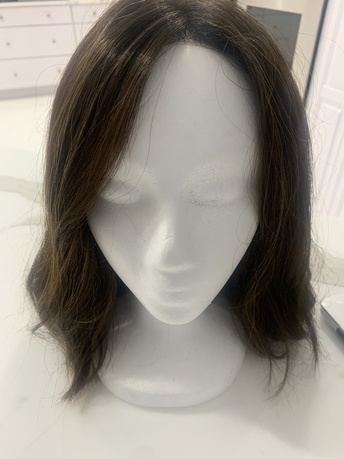 New never worn DOLCE women’s human hair lace top wig/sheitel with snap