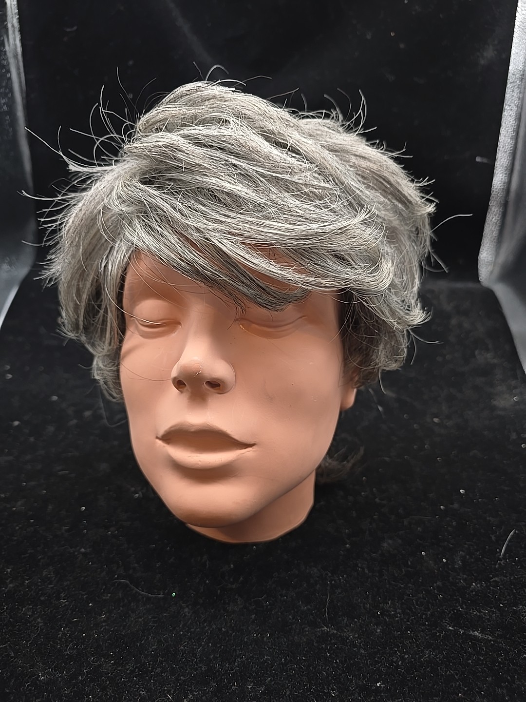 Foxy Silver Wig Gray Shag Short Cute Cut Japanese Origin Made In Indonesia