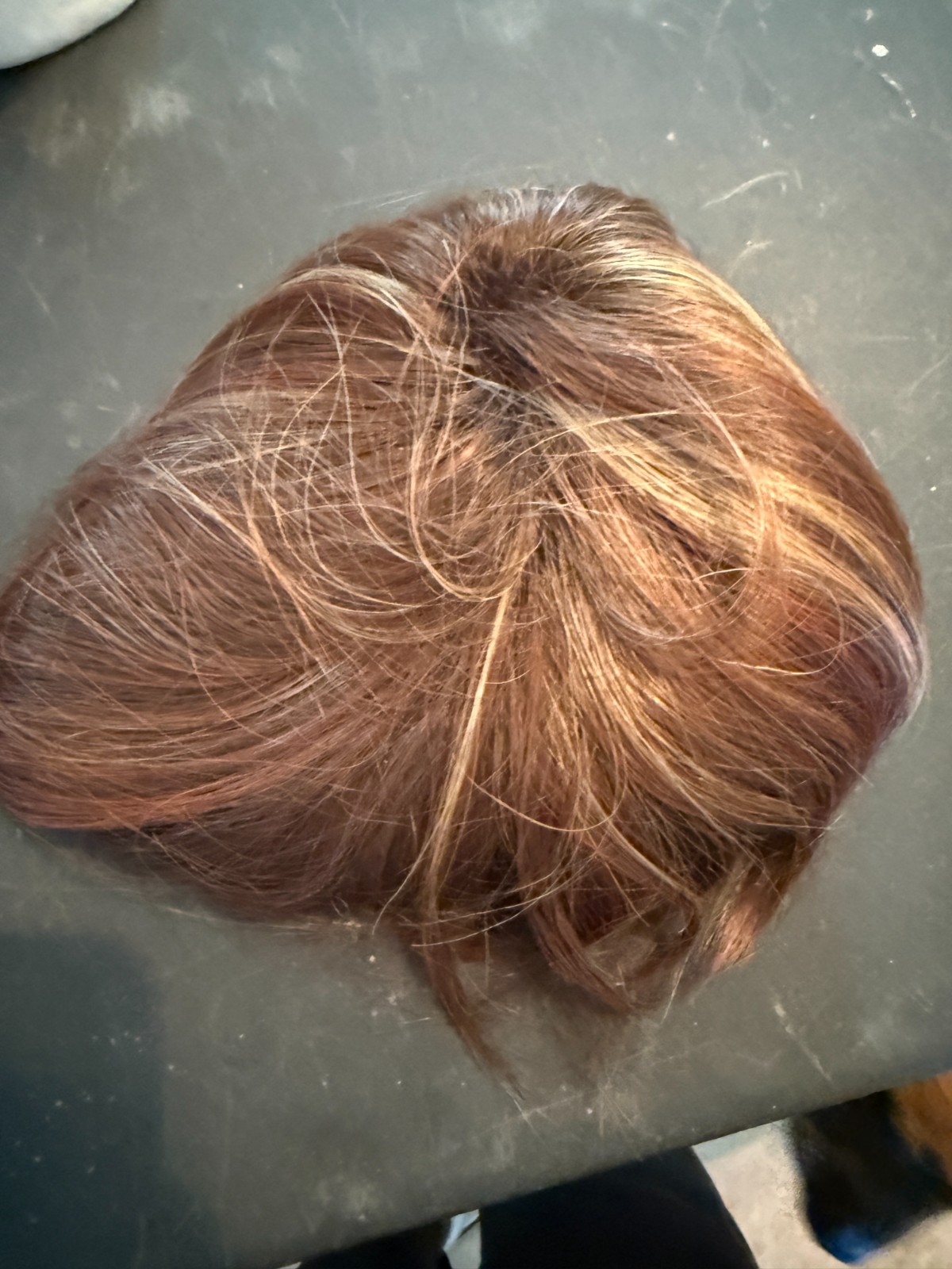 3 Godiva’s Secret Wigs SHORT LIGHT BROWN WITH HIGHLIGHTS LAYERED NATURAL