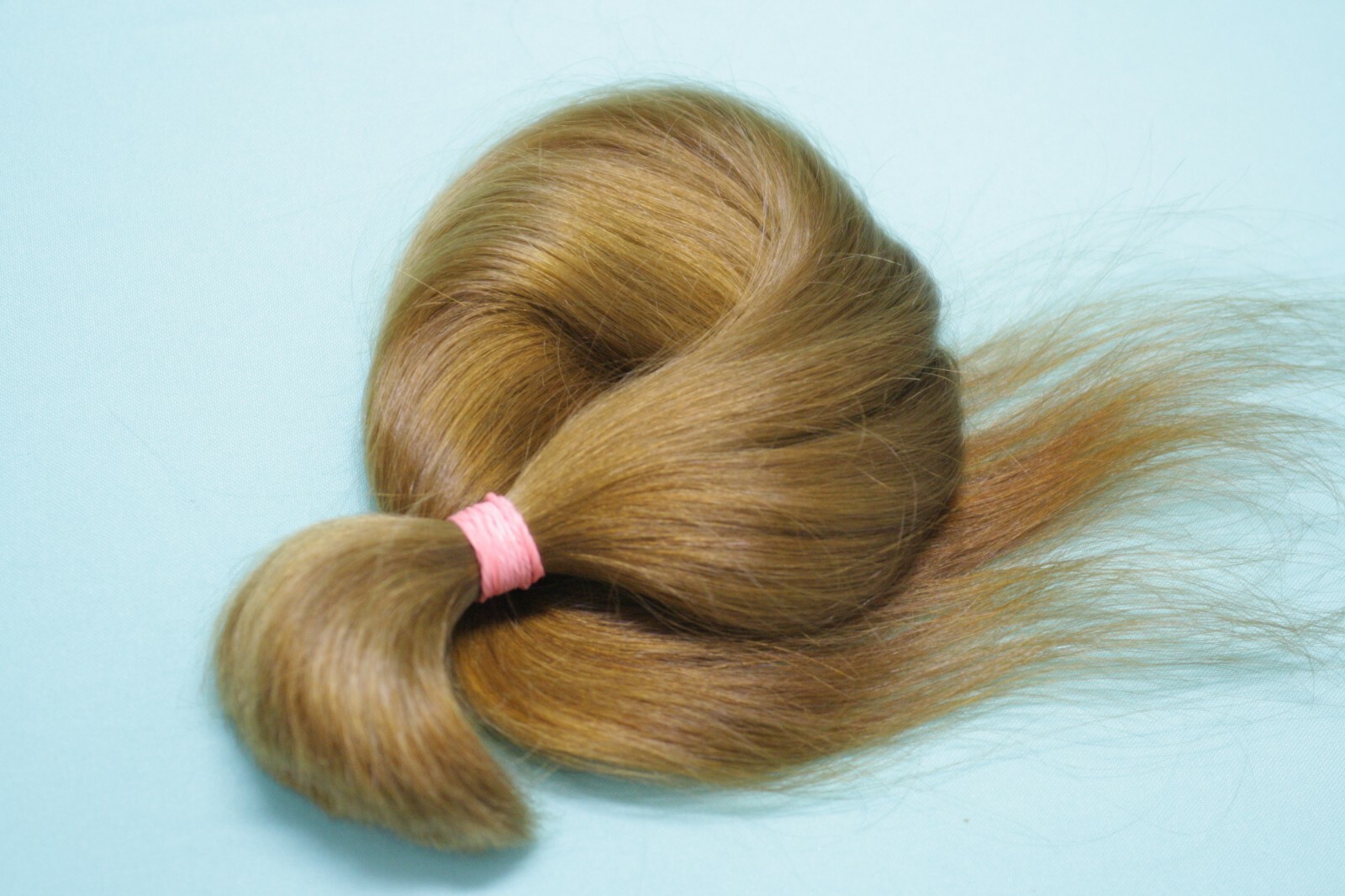 LUX Natural Ukrainian Slavic Hair Extension 45cm/17,7″ & 58 gr/ 2,05 oz