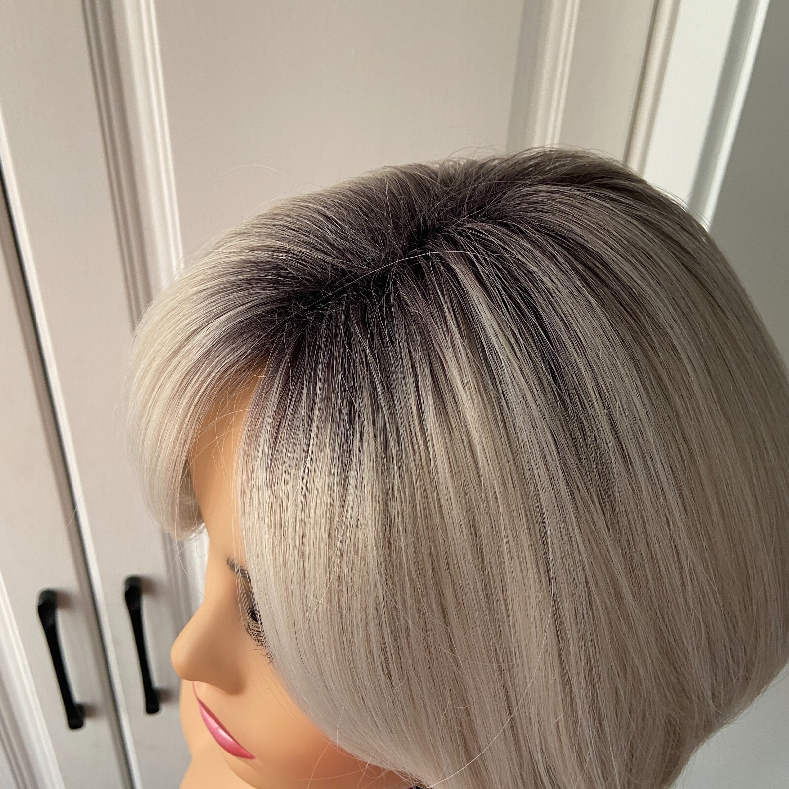 Short Bob Hairstyle Rooted Silver Gray Mix Synthetic Hair Wigs Women Soft