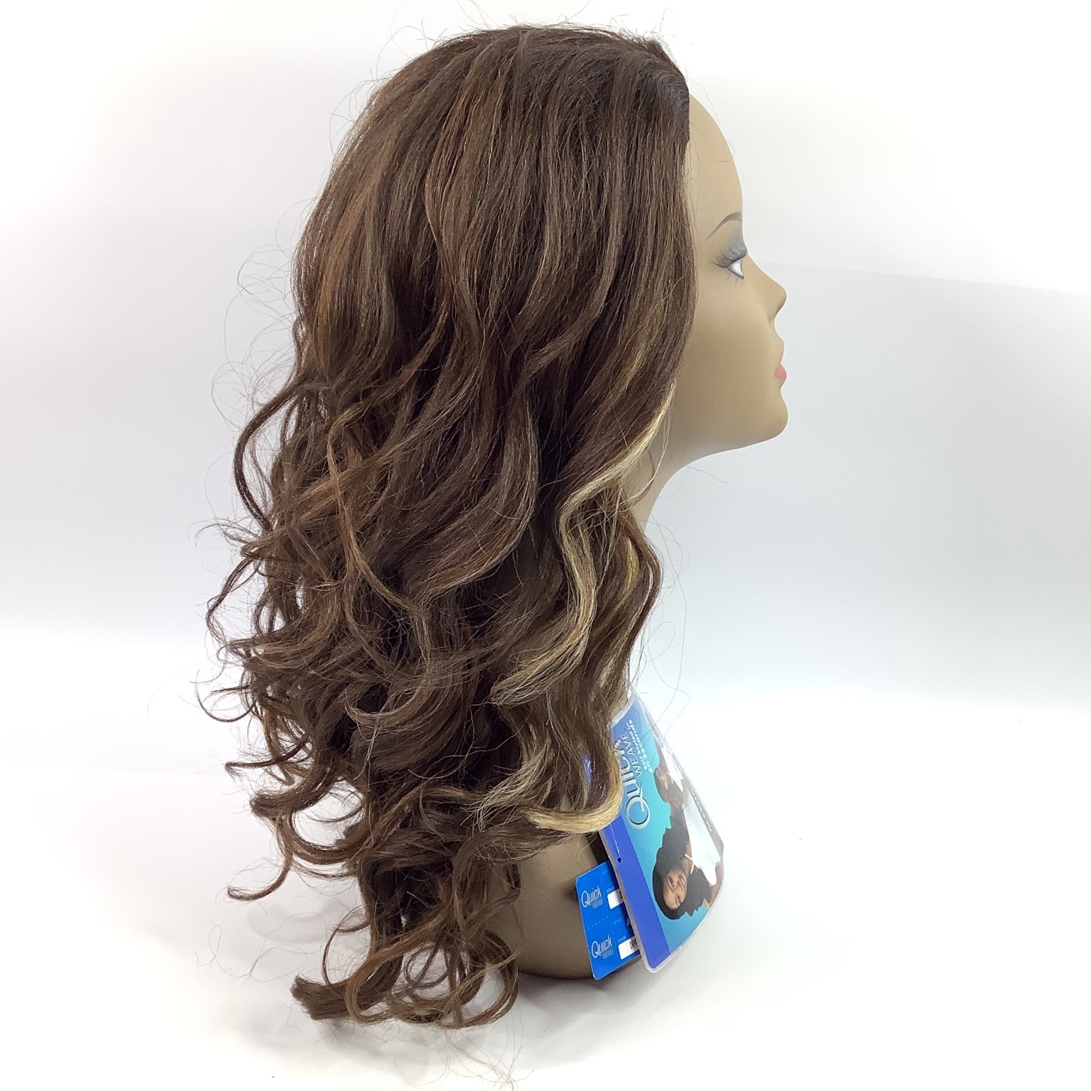Outre Quick Weave ALEENA Half Wig 20″ DRFF2/VANILLA MOCHA Synthetic Wavy