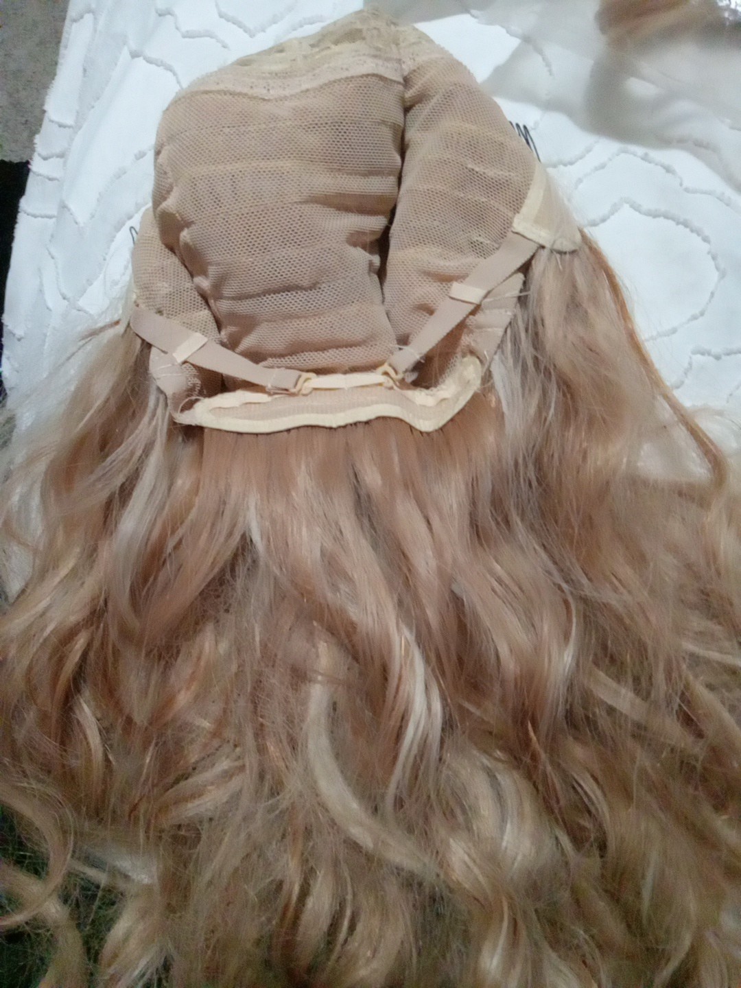 19 Inch Heat Resistant Honey Blonde Wig, New