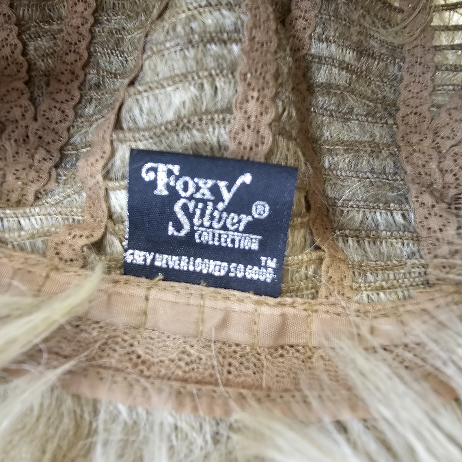Foxy Silver Collection Gail T14/88 Shirt Blonde Wig 10433