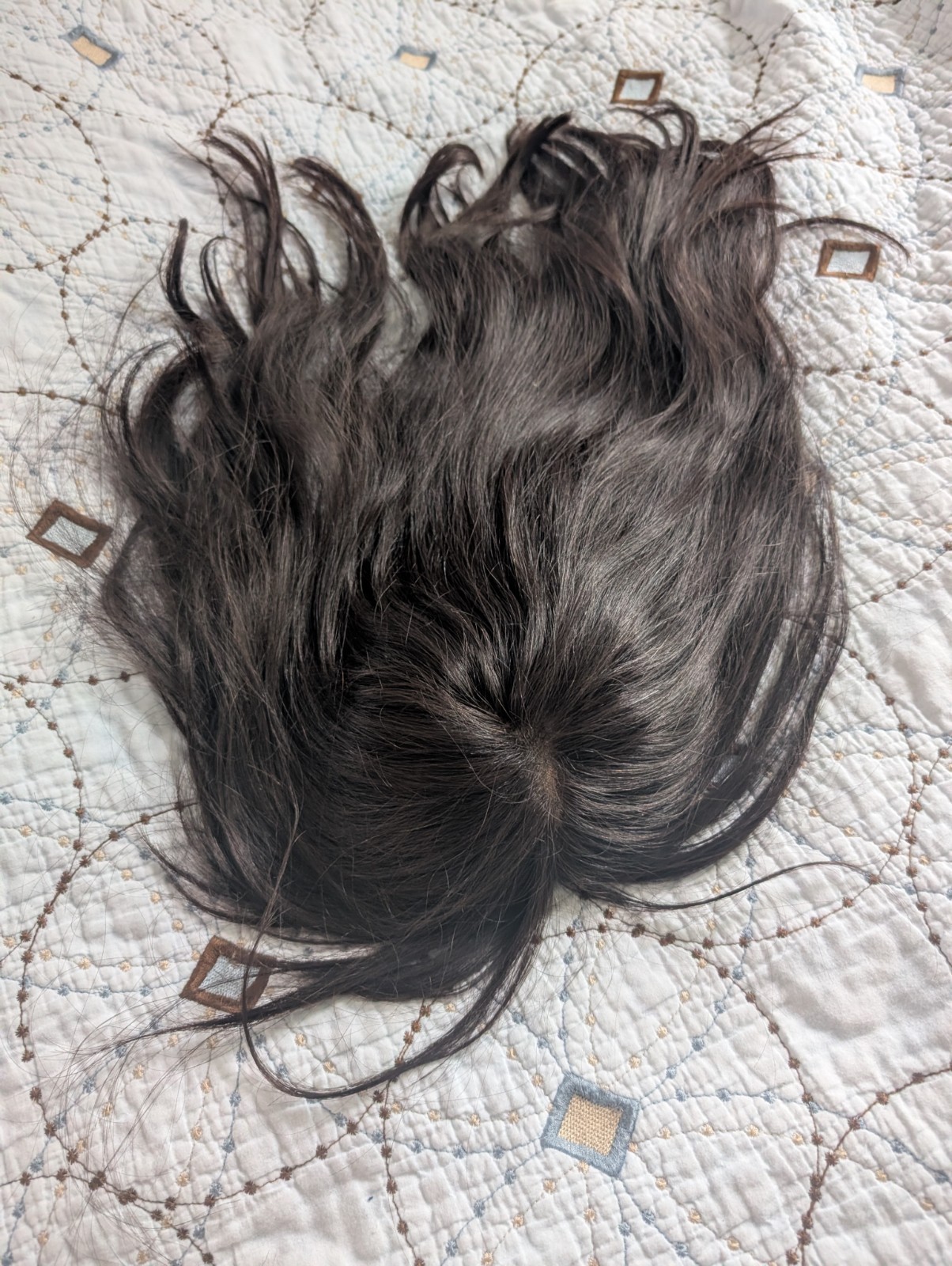 Milano Collection 18″ Topaz Lace Top Topper Soft Black Wig, and Carrying Case
