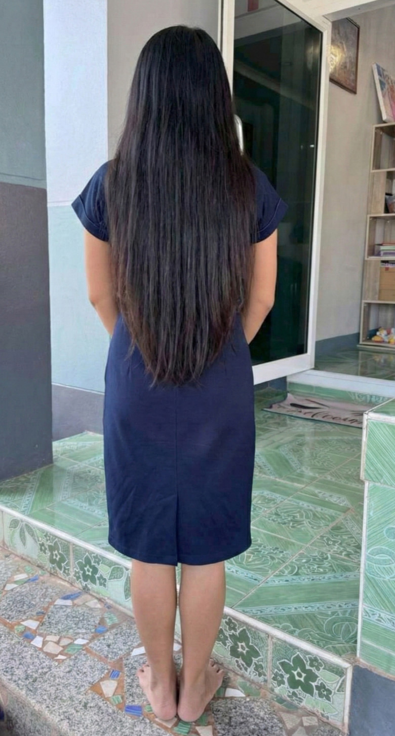 1563 Natural Black Human Hair 19 inch 82 G Long Straight Cut Hair Ponytail