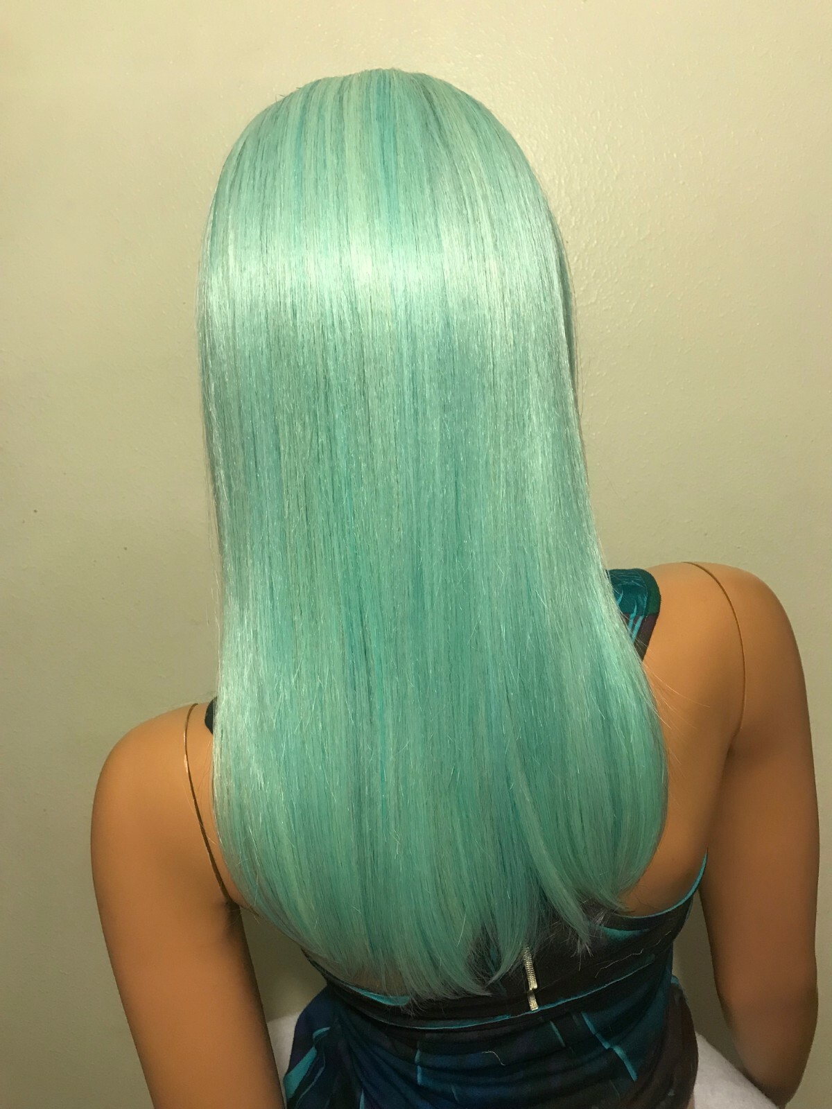 NWT NBF Long Straight Layer Cut Rotating Part Lace Front Mint Color