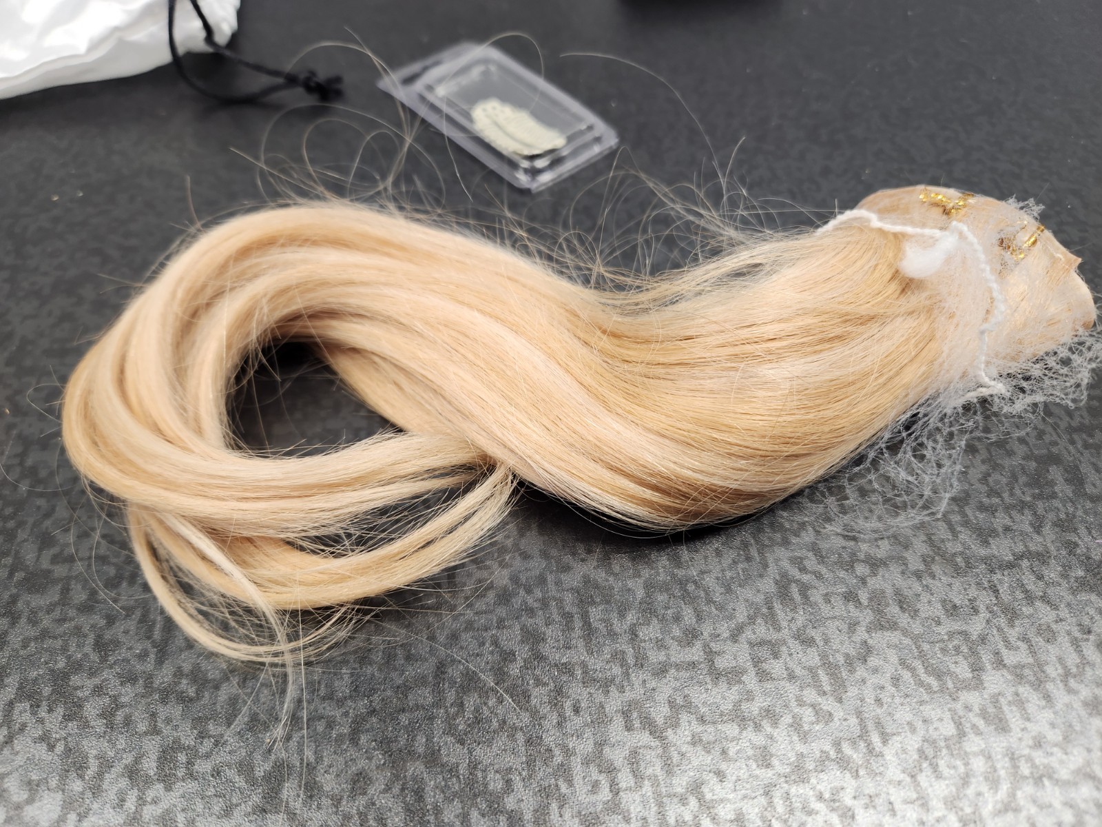Irresistible Me 15” Clip-In Human Hair Extensions Light Strawberry Blonde ~ NEW