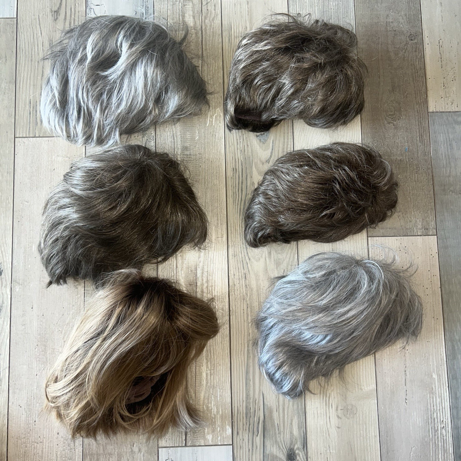 Set Of 6 Paula Young Wigs – Short Hair Average Size
