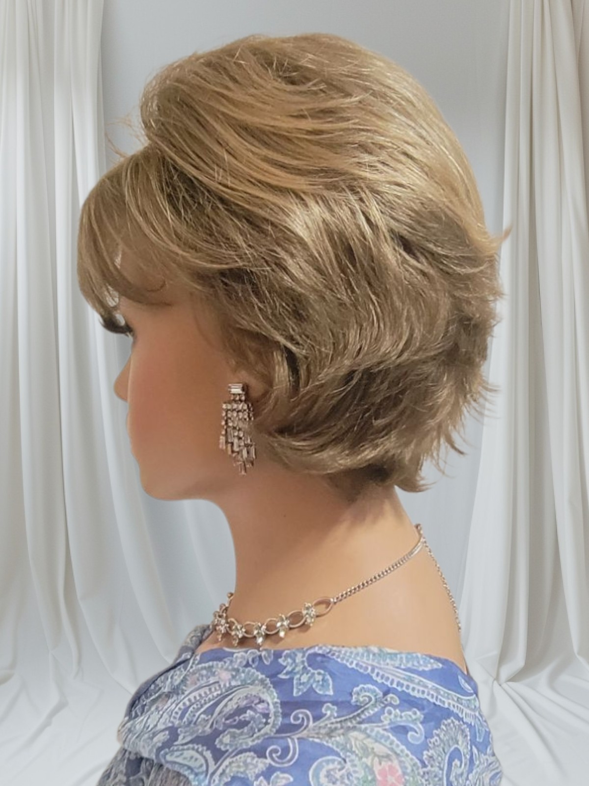 VICTORIA Wig by ENVY, MOCHA FROST, Open Cap, Capless NEW!