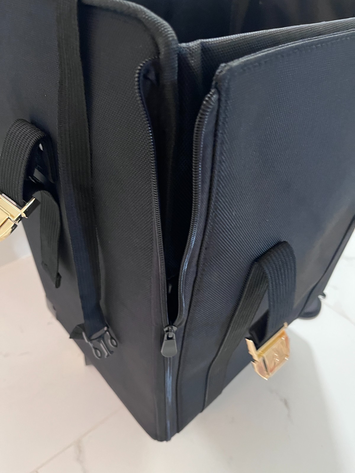 Bellami Professional Beautrician Organizer / Travel Rolling Case Luggage Extras