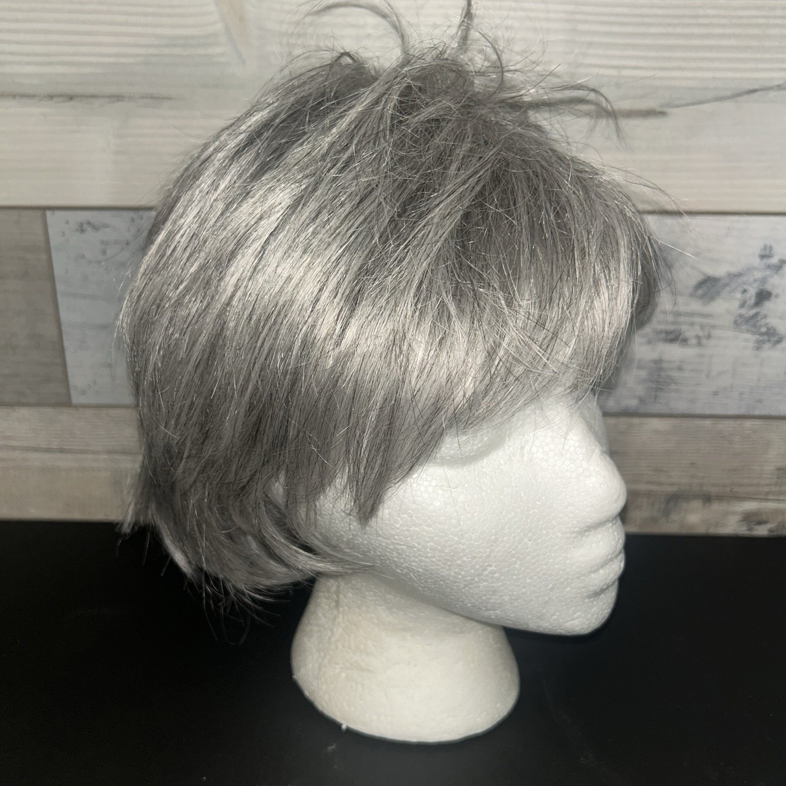 Set Of 6 Paula Young Wigs – Short Hair Average Size