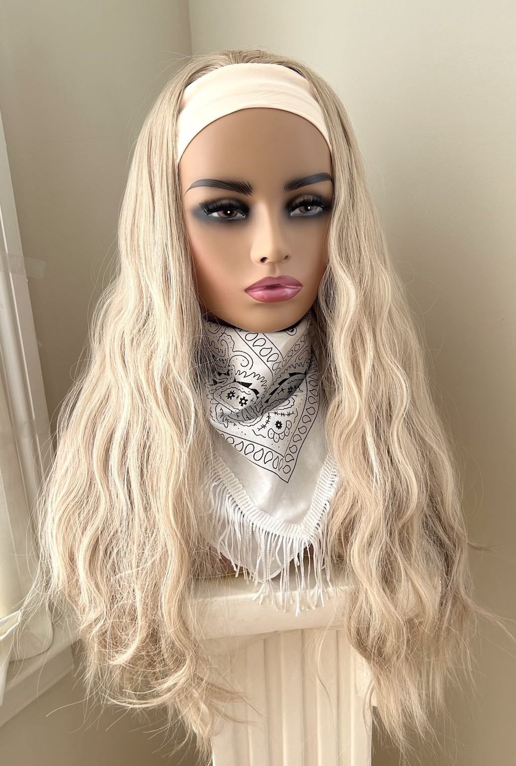 Long Wavy Soft Headband Cap Blonde Synthetic Wig 28” New
