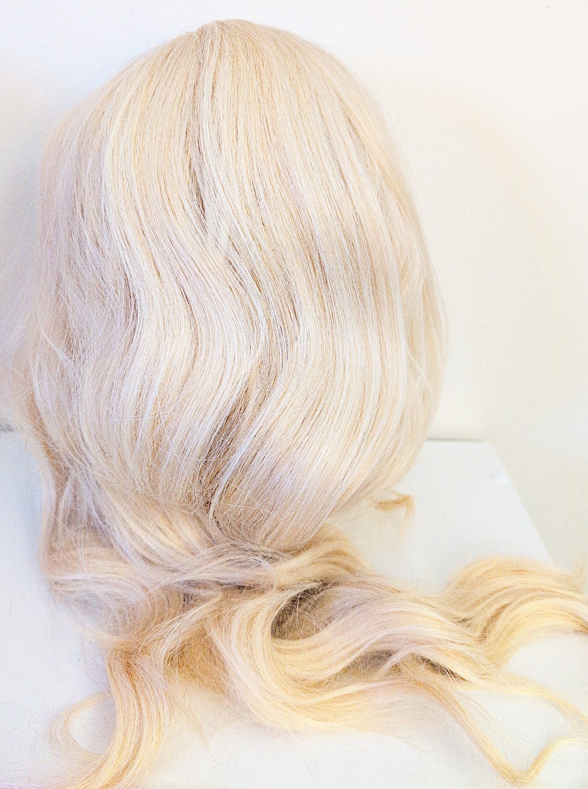 Blonde Wig 26 Inches Synthetic Curly Lace Front Wavy Hair Yellow Cosplay Gyaru