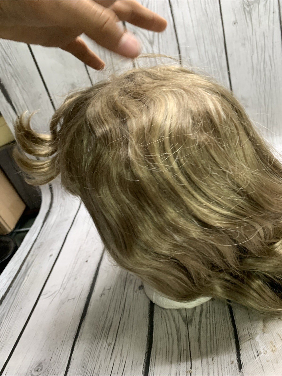 Mona Lisa Wig Modacrylic Long Dirty Blonde Hair