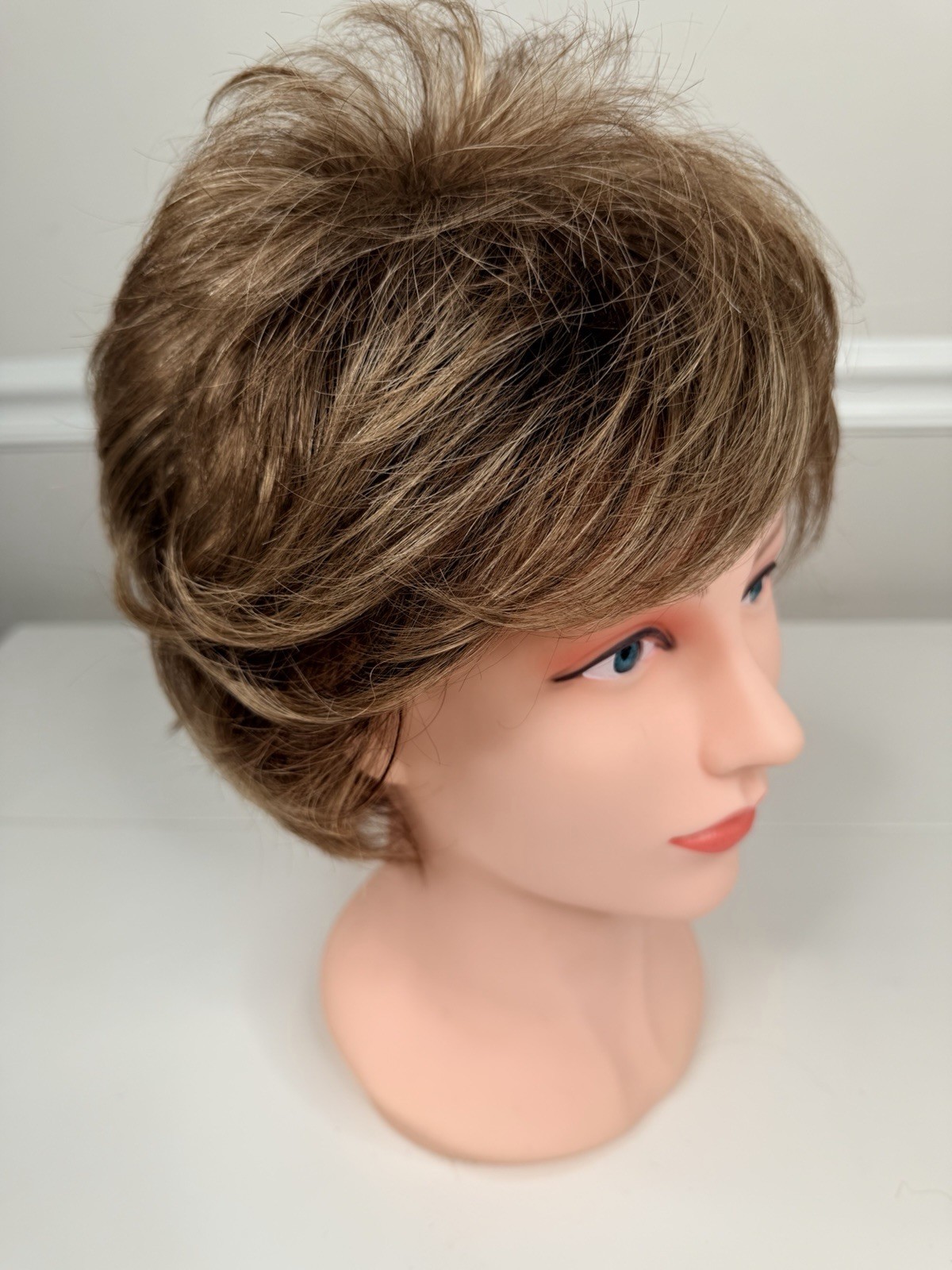 Gabor short cut Wig Average Cap brown highlights layered Women’s 48539 Flexlite