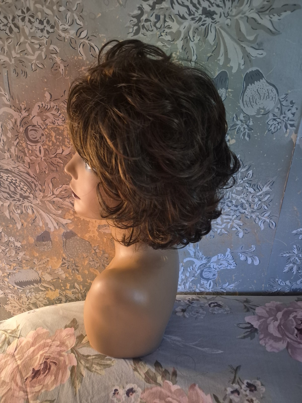 Short Curly Synthetic Wig HENRY MARGU KAYLA 6H AVERAGE Cap free-Part