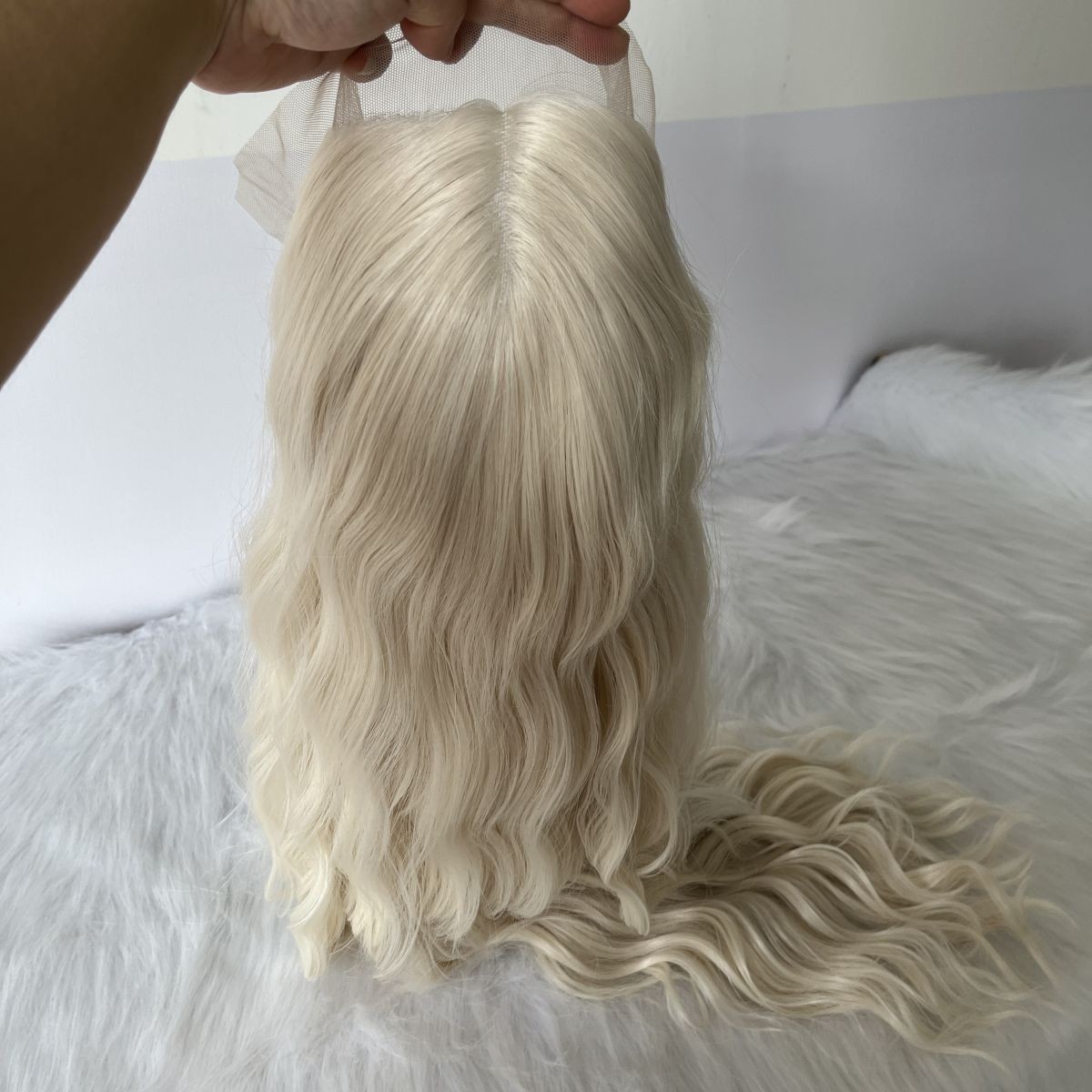 Lace Front Wigs Platinum blonde Long Wavy Soft Heat Resistant Synthetic Hair