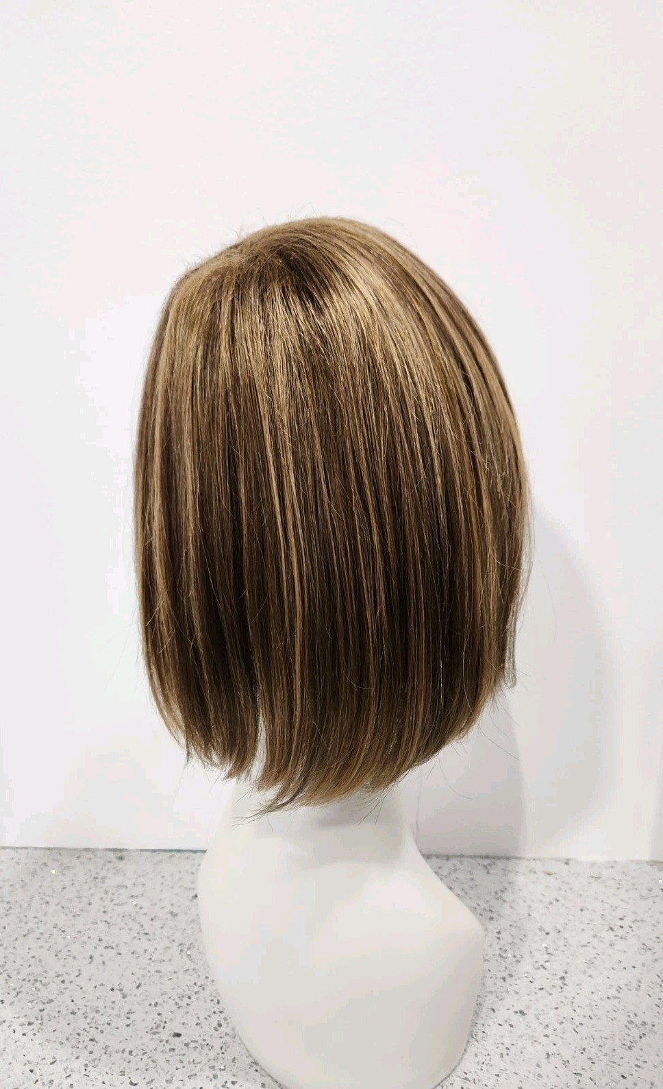Riley by ESTETICA Designs Bob Wig RH268 Golden Brown w Copper Blonde Highlights
