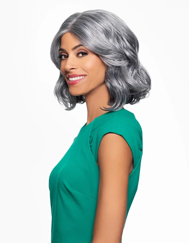 Foxy Silver LYNNE Wig, Stylish and Natural-Looking Synthetic Wig