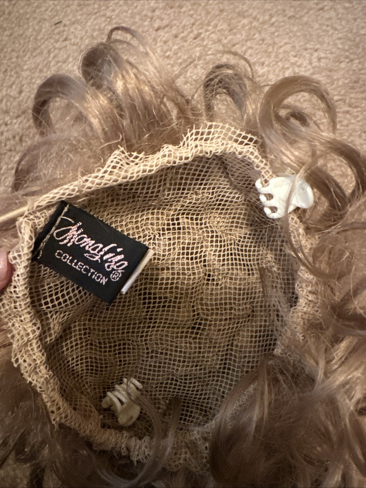 Hair Accesories by Wig America Mona Lisa Light brown, dance cheer