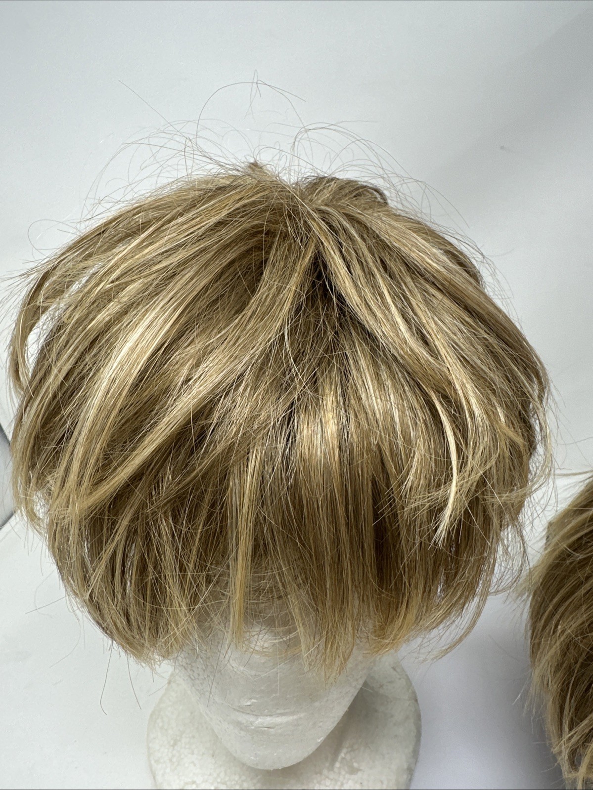 Lot Of Two Short Hair Tony Of Beverly Hills Andie Wigs Made In Japan