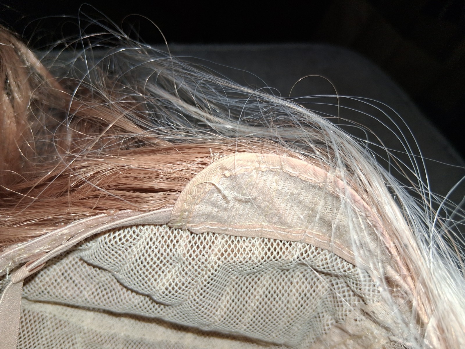 28 Inch, Synthetic Blonde Loose Wave Style, HR New Worn Once