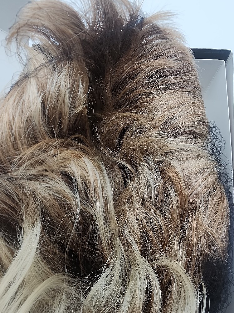 Toni Brattin Angelic Wig – Medium Blonde Short Textured Waves Regular Size