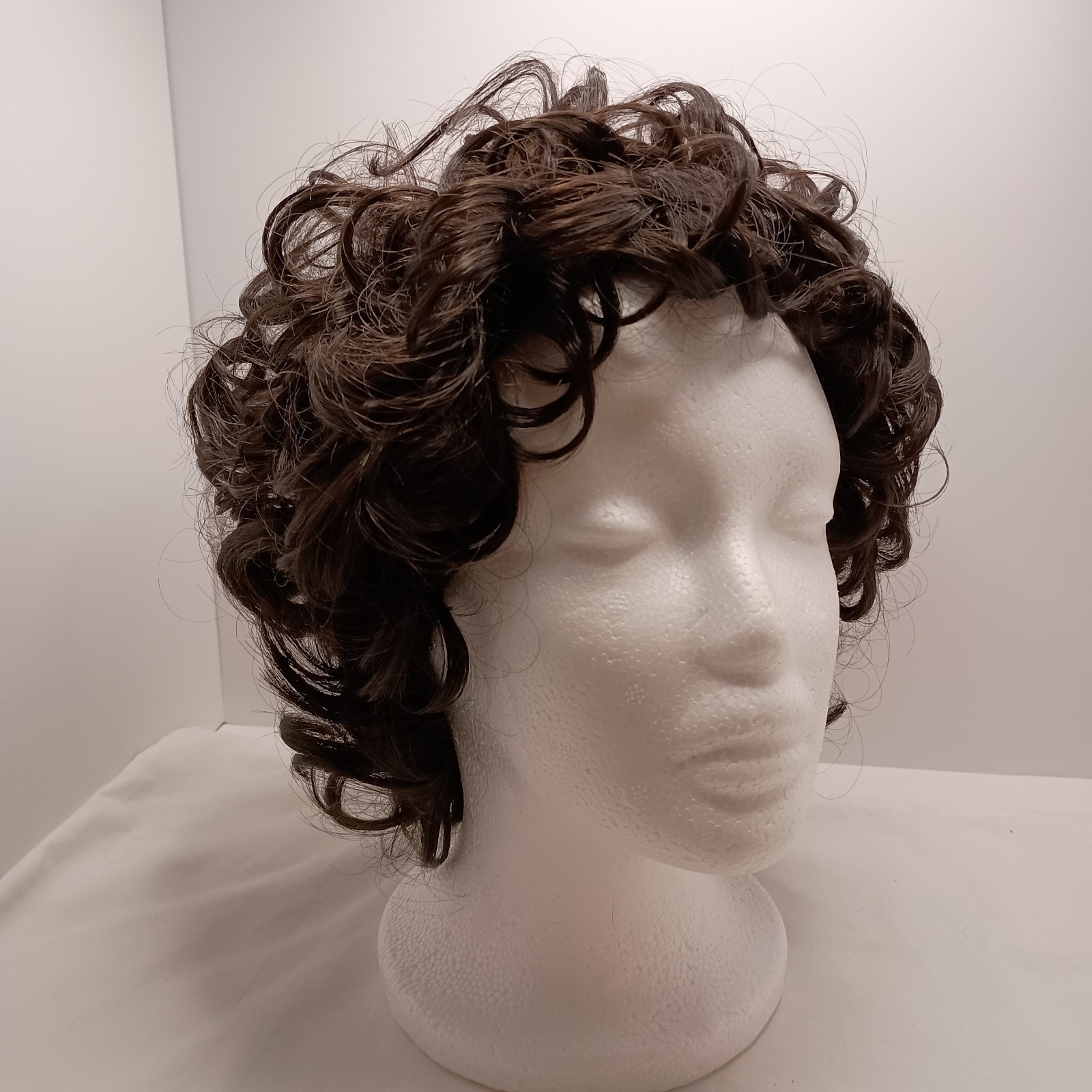 ON TREND CURLY SHORT CLASSIC STYLE Quality Synthetic Wig Hair