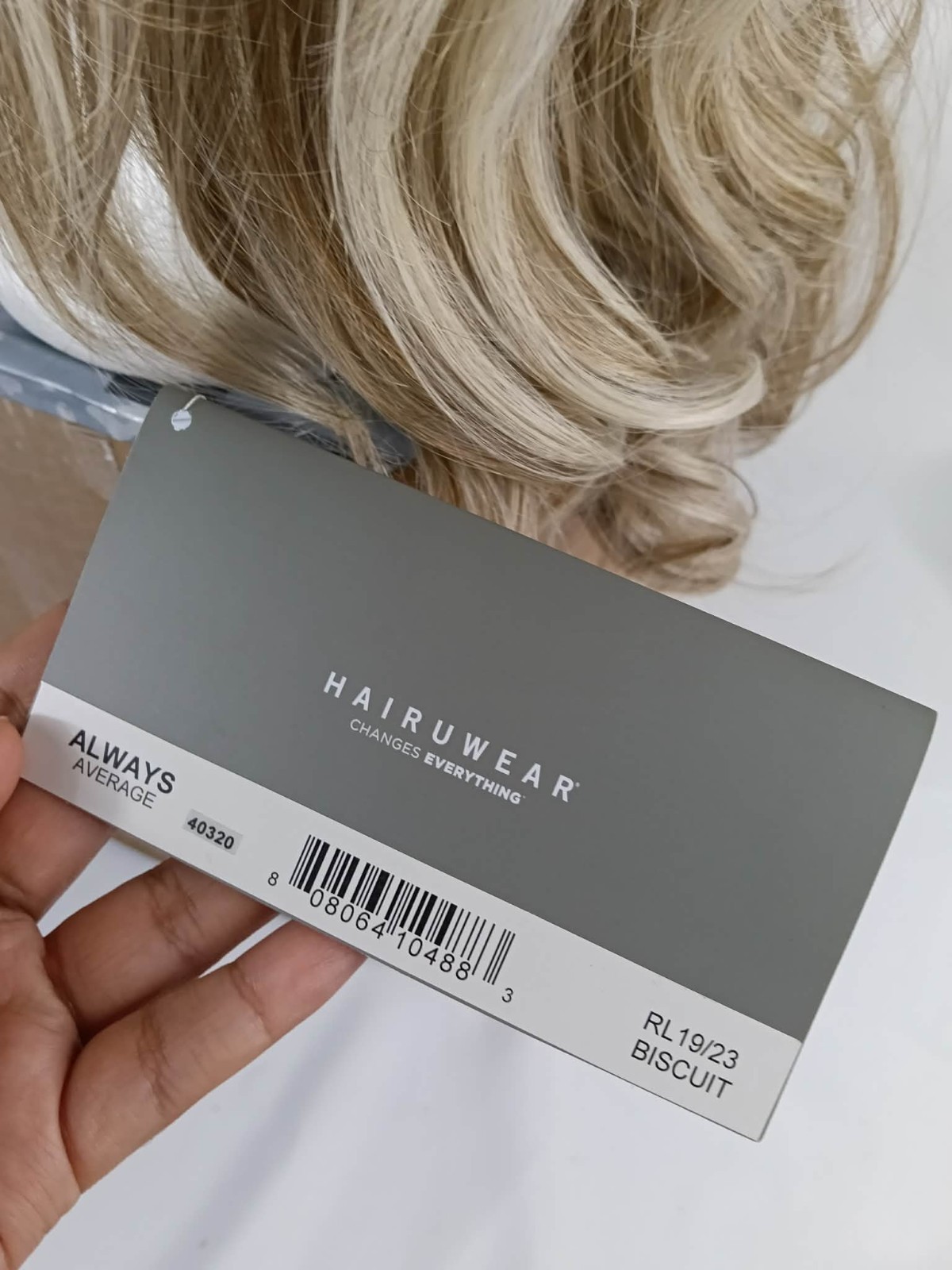 Raquel Welch Long Always Average CAP RL19/23 Biscuit Wig / New, Read*