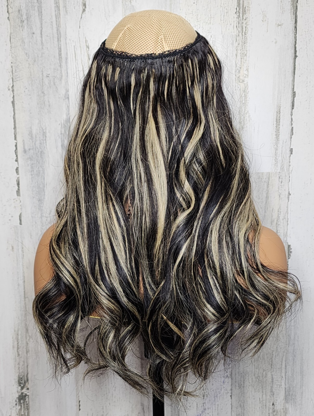 One Piece 20″ Volume Weft Wire Human Hair Extensions.
