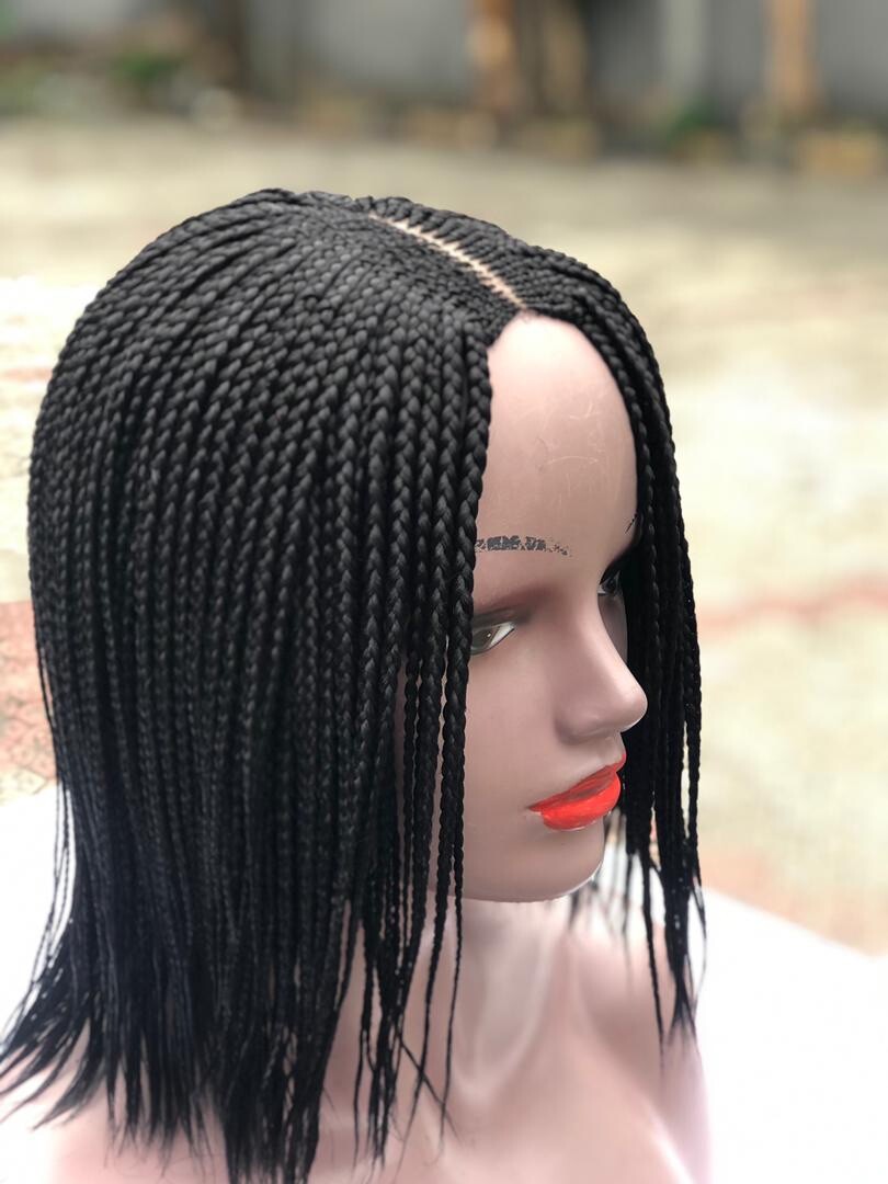 Braided wig/box braids . Color Black Light Weight Wig.