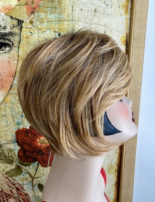 Hairdo Wispy Cut Styled Wig Ginger Blond Rooted Med Gold New Cap HairUWear