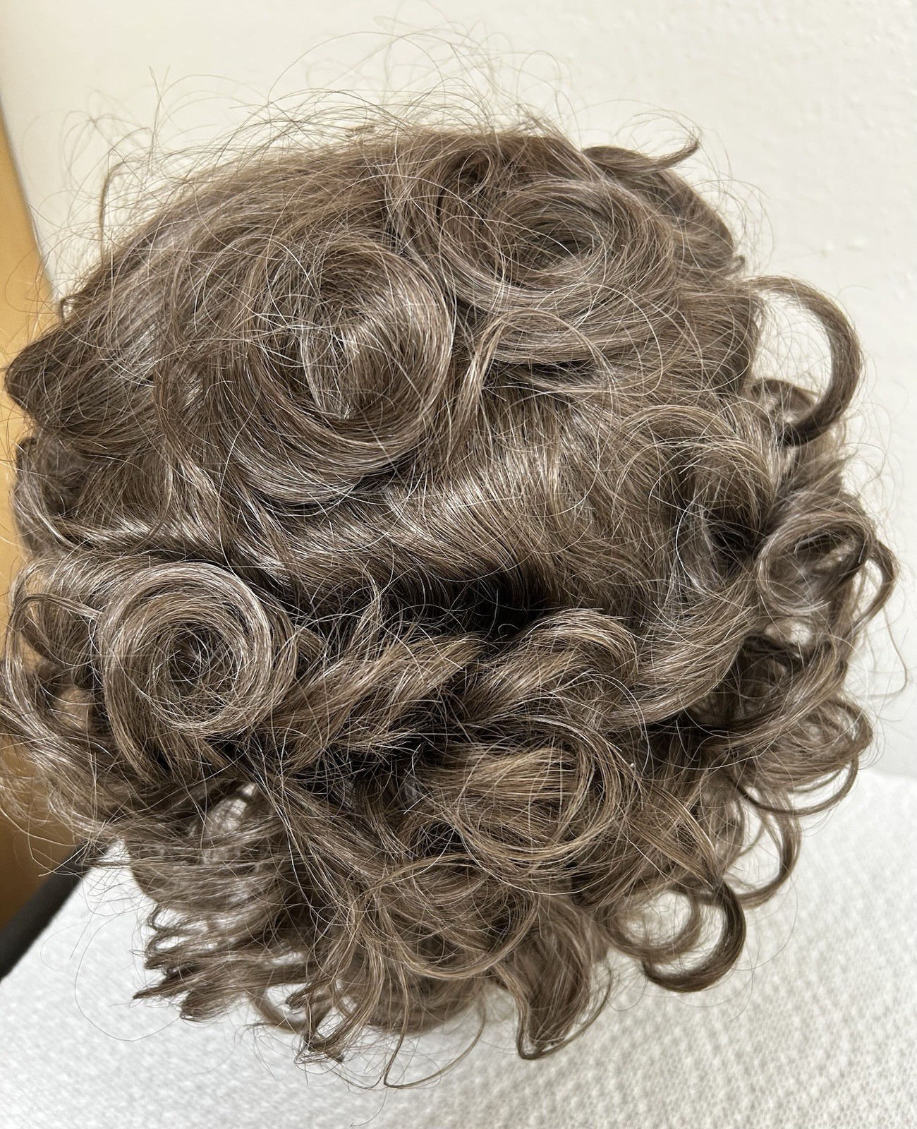 Medium Brown Curly Wig Hairpiece Curly Hair Style Medium Brown Curly Texture Wig