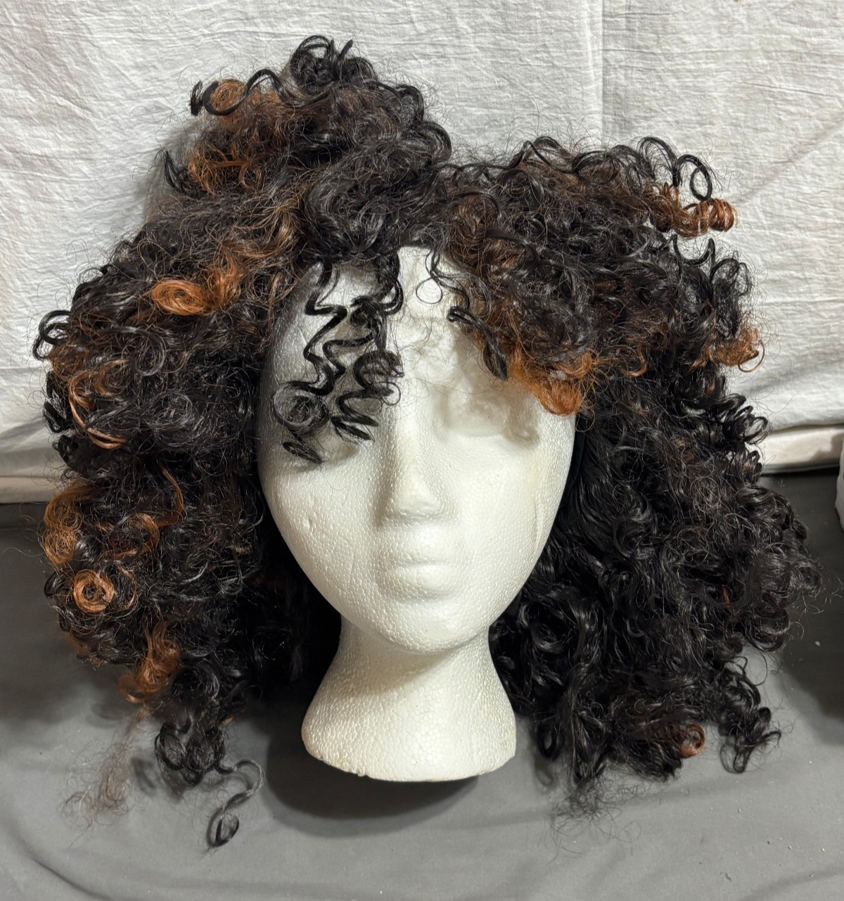 Afro Spiral Kinky Curly WIG Shake n Go SHORT Black Brown w/ Bangs 3B 4A type