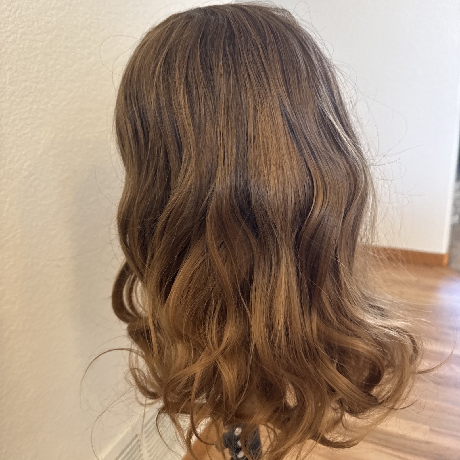 Hard Fronts Hairline Lace Frontal Wig 20”So Soft Reddish Brown Very Pretty 156