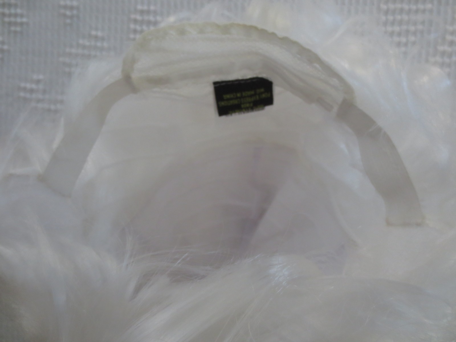 Adult GLAMOUR Deluxe BOUFFANT BEAUTY WHITE WIG – Appears unused