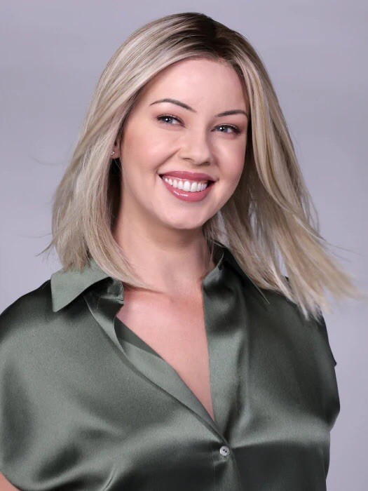 NEW IN BOX BELLE TRESS WIG CT-1046 CHELSEA MONO TOP in ALPINE CREAM R BLONDE