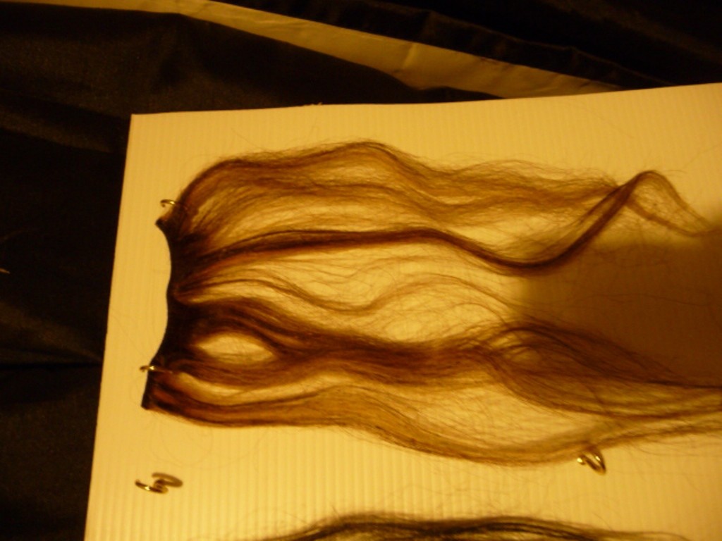 Glue in Black,Blonde,Brown Assorted Pcs synthetic Hair Weave Lengths 43″ Long 12