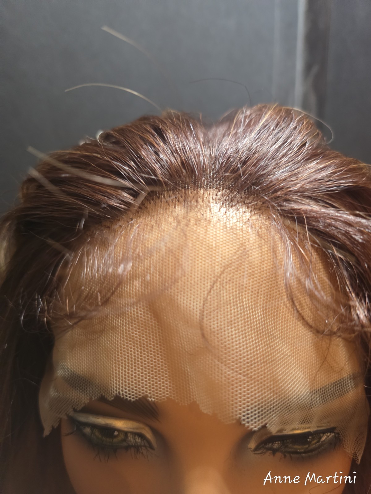 Women’s Lace Front Synthetic Wavy Wig Layered Free-Part Blonde/Light Brown Long