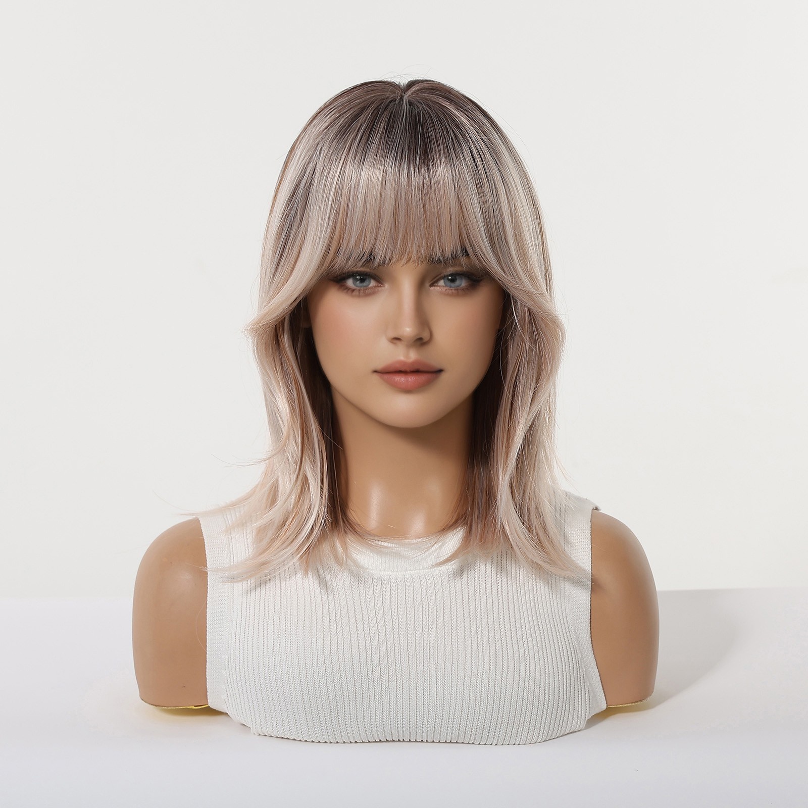 Blonde Wigs Short Straight Bob Wig With Bangs For Women 14in Natural Synthetic W